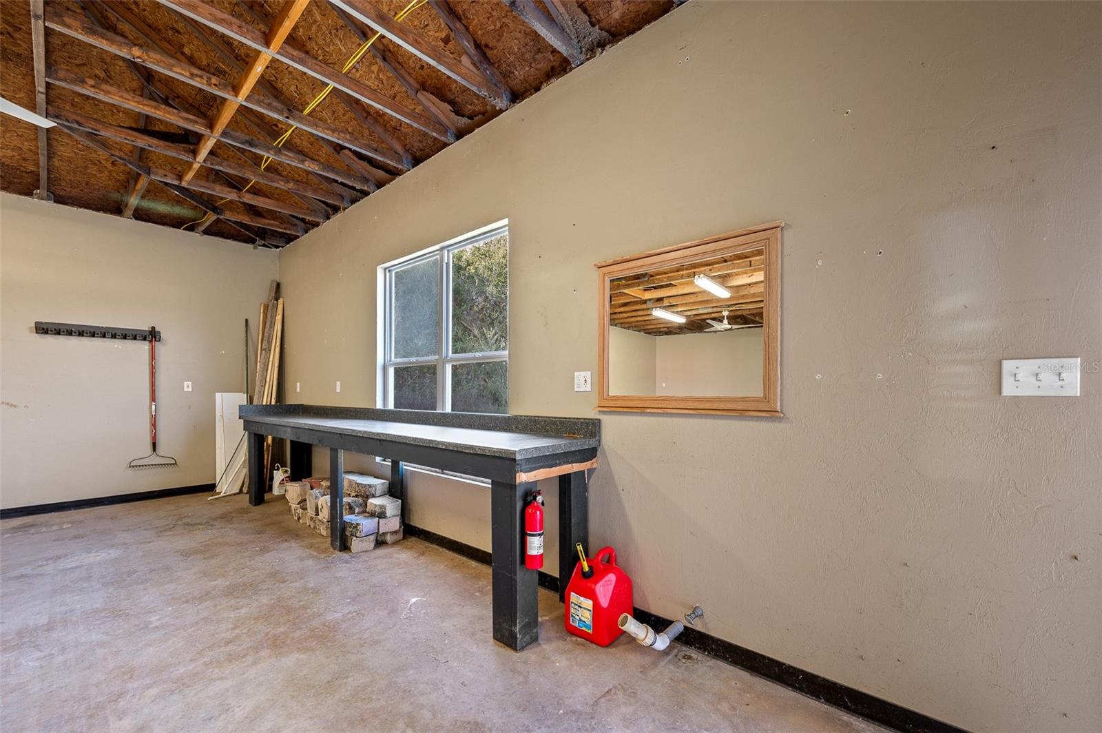 Image 38 of 40 For 10215 98 Th Avenue