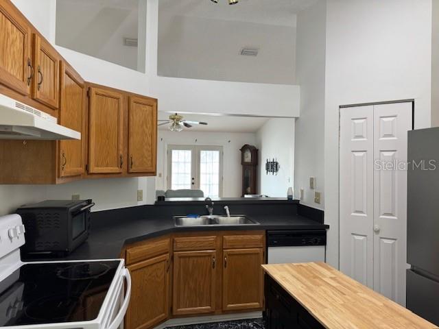 Image 2 of 17 For 553 42nd Street