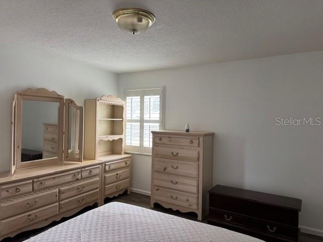 Image 7 of 17 For 553 42nd Street