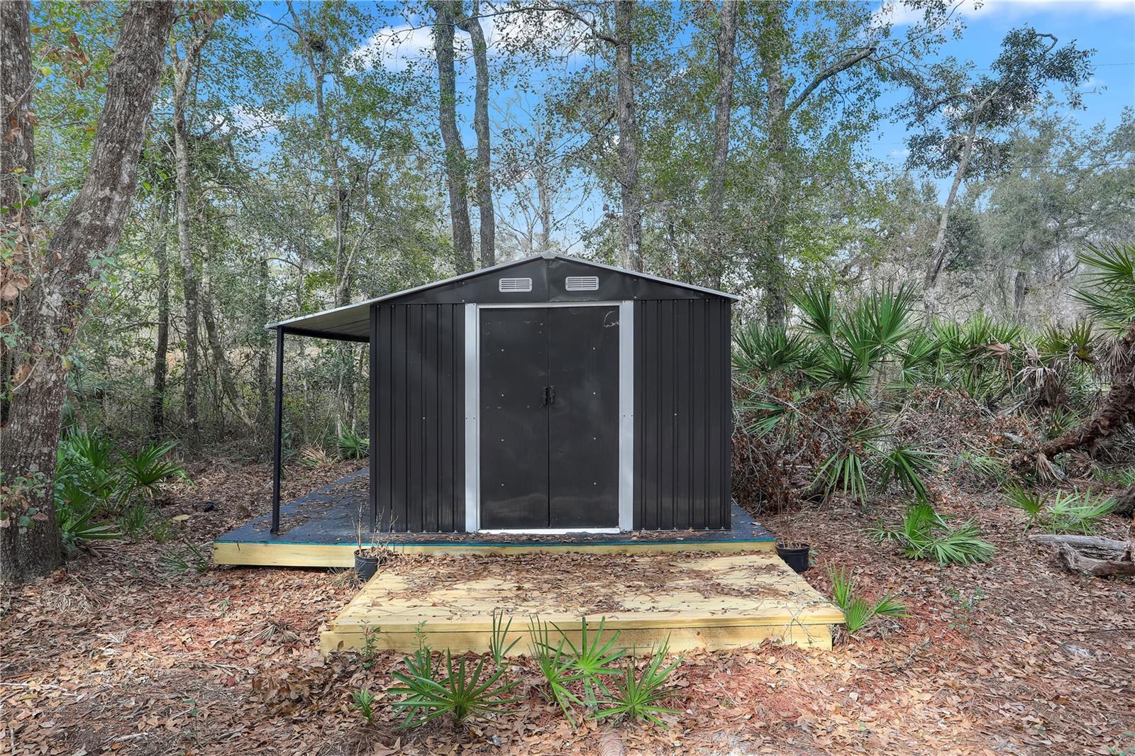 Image 2 of 17 For 00 929th Street