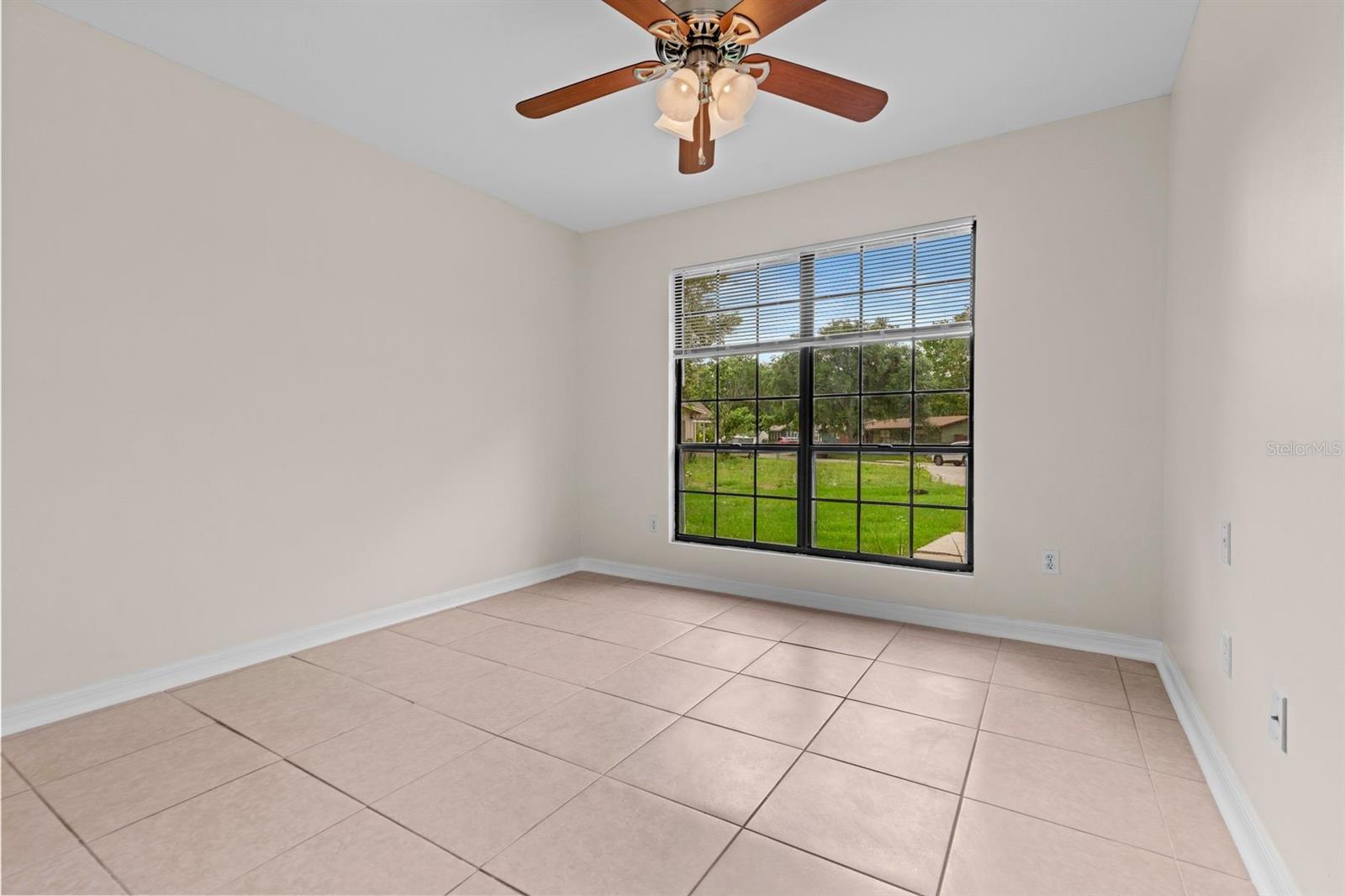 Image 14 of 23 For 2550 54th Boulevard