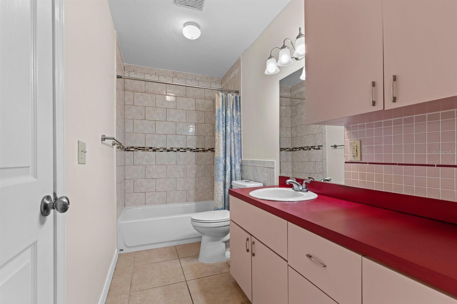 Image 17 of 23 For 2550 54th Boulevard