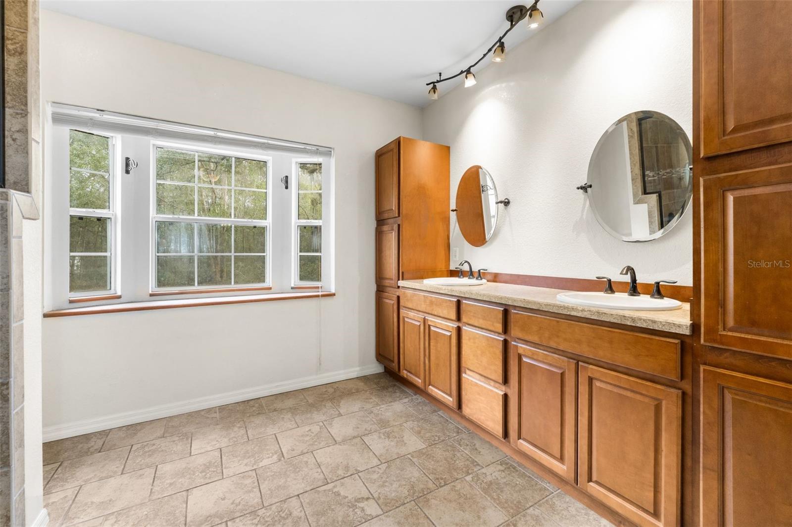 Image 15 of 52 For 19651 50th Street