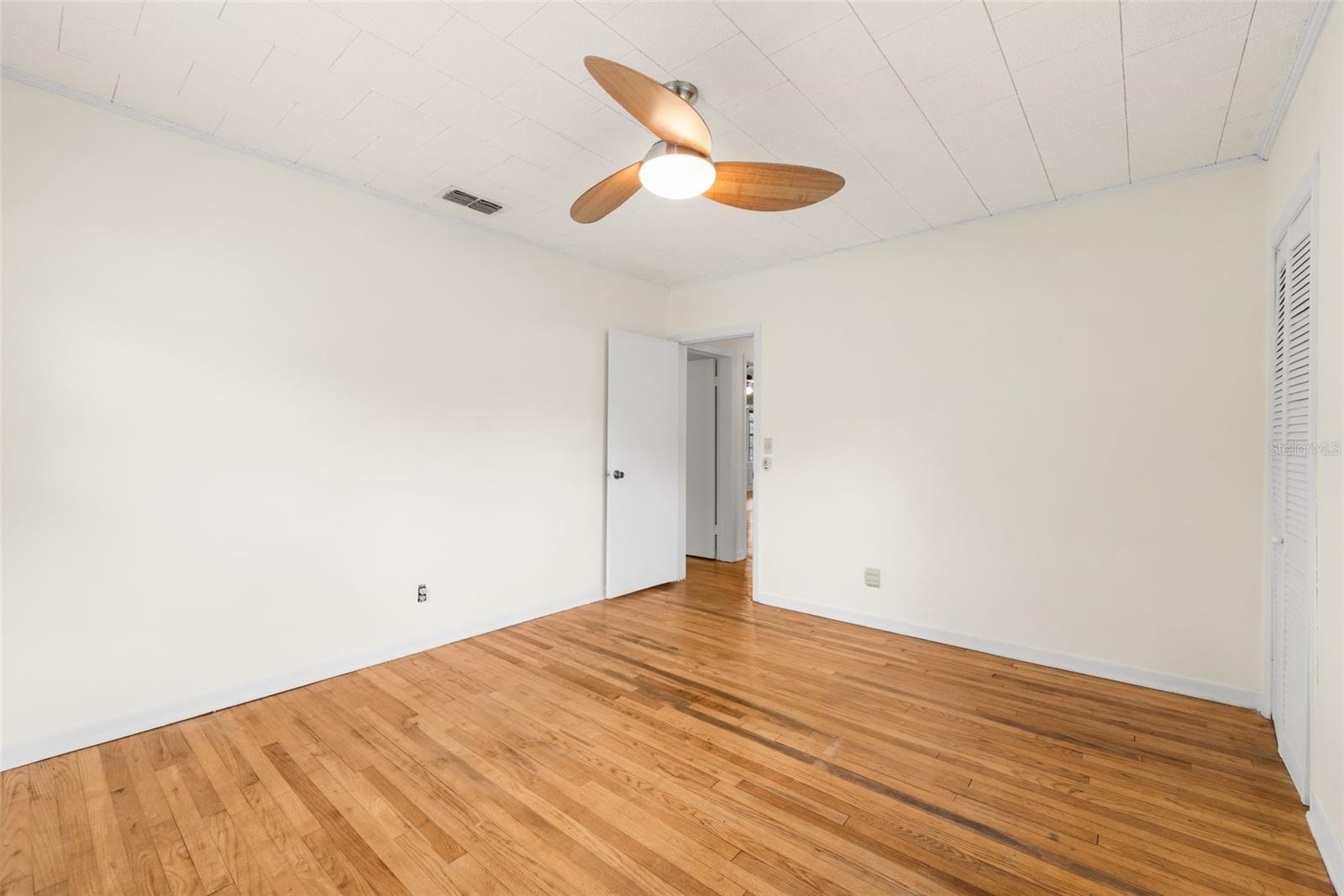 Image 20 of 52 For 19651 50th Street