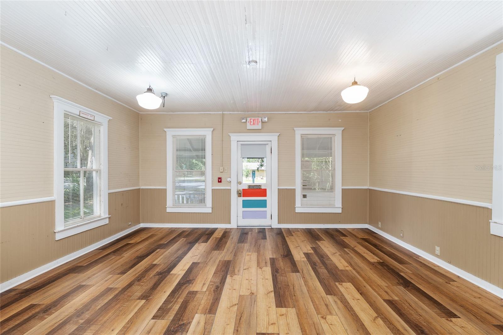 Image 22 of 64 For 5610 Avenue G