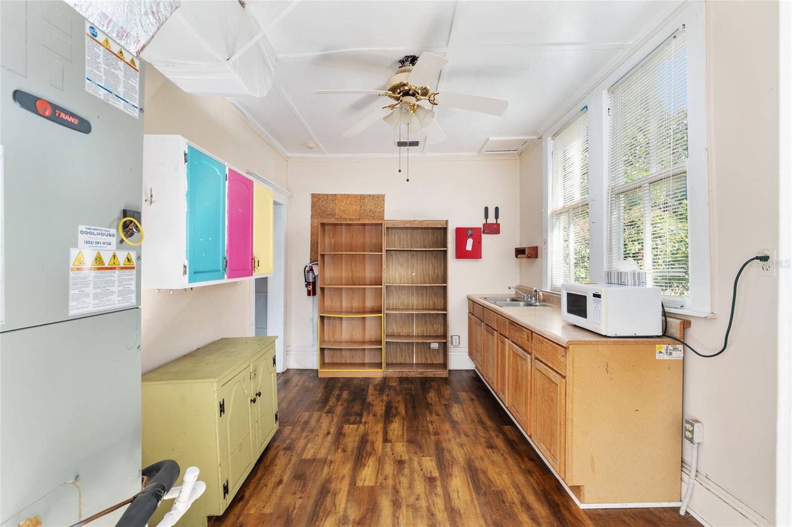 Image 35 of 64 For 5610 Avenue G