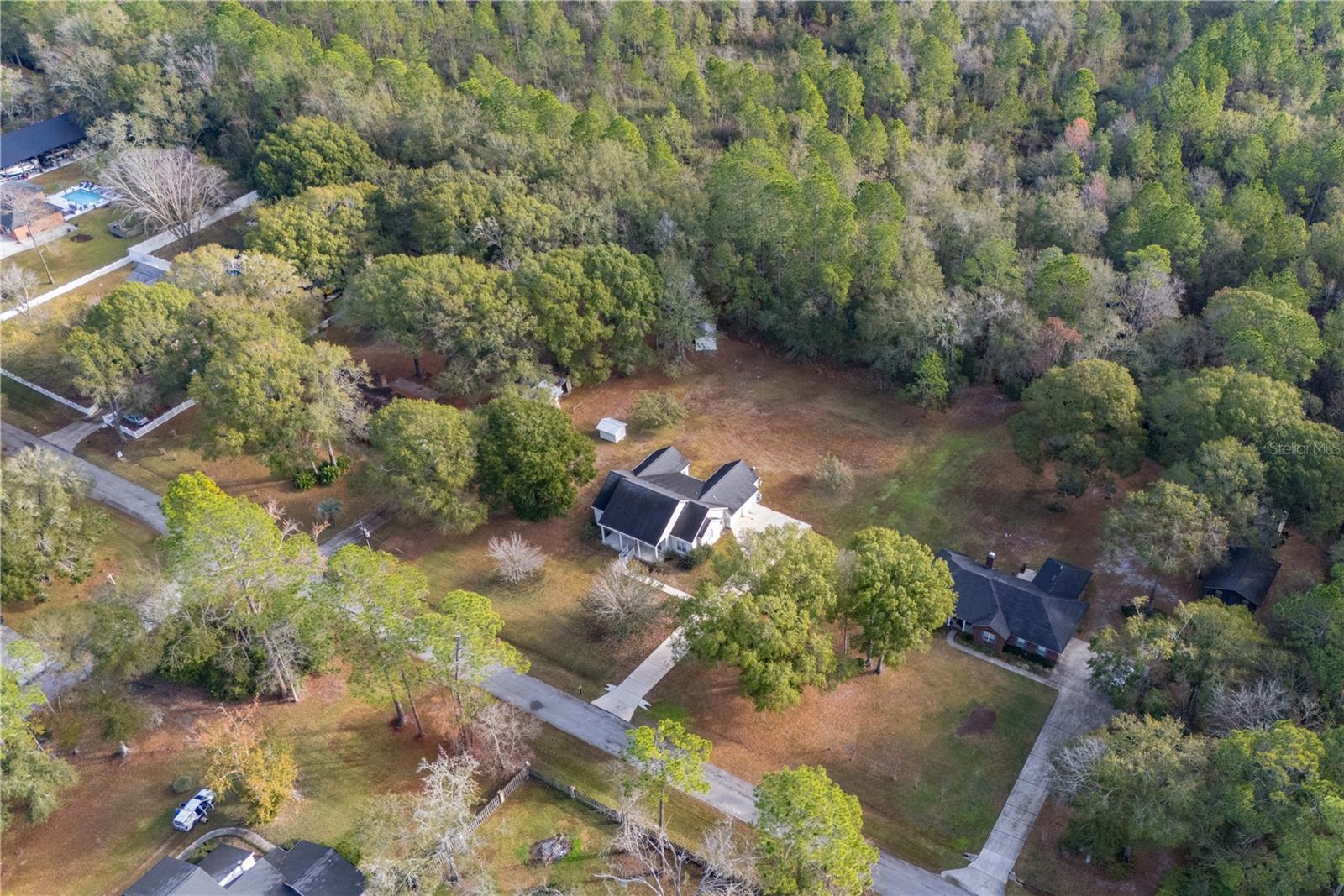 Image 28 of 87 For 15989 15 Place