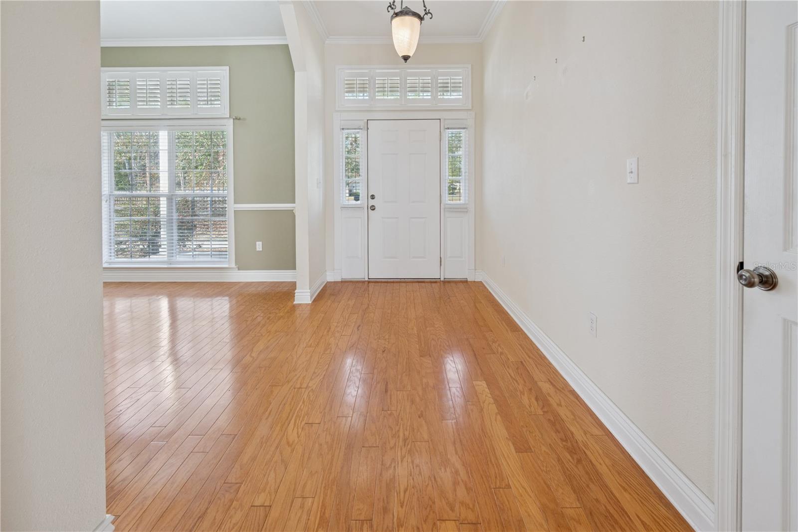 Image 47 of 87 For 15989 15 Place