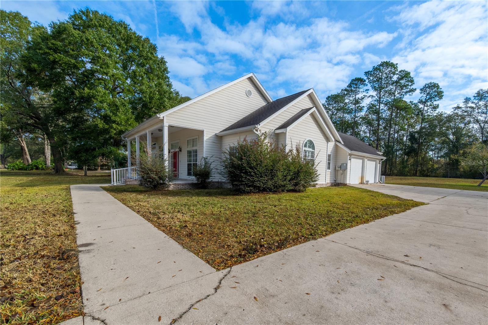 Image 5 of 87 For 15989 15 Place