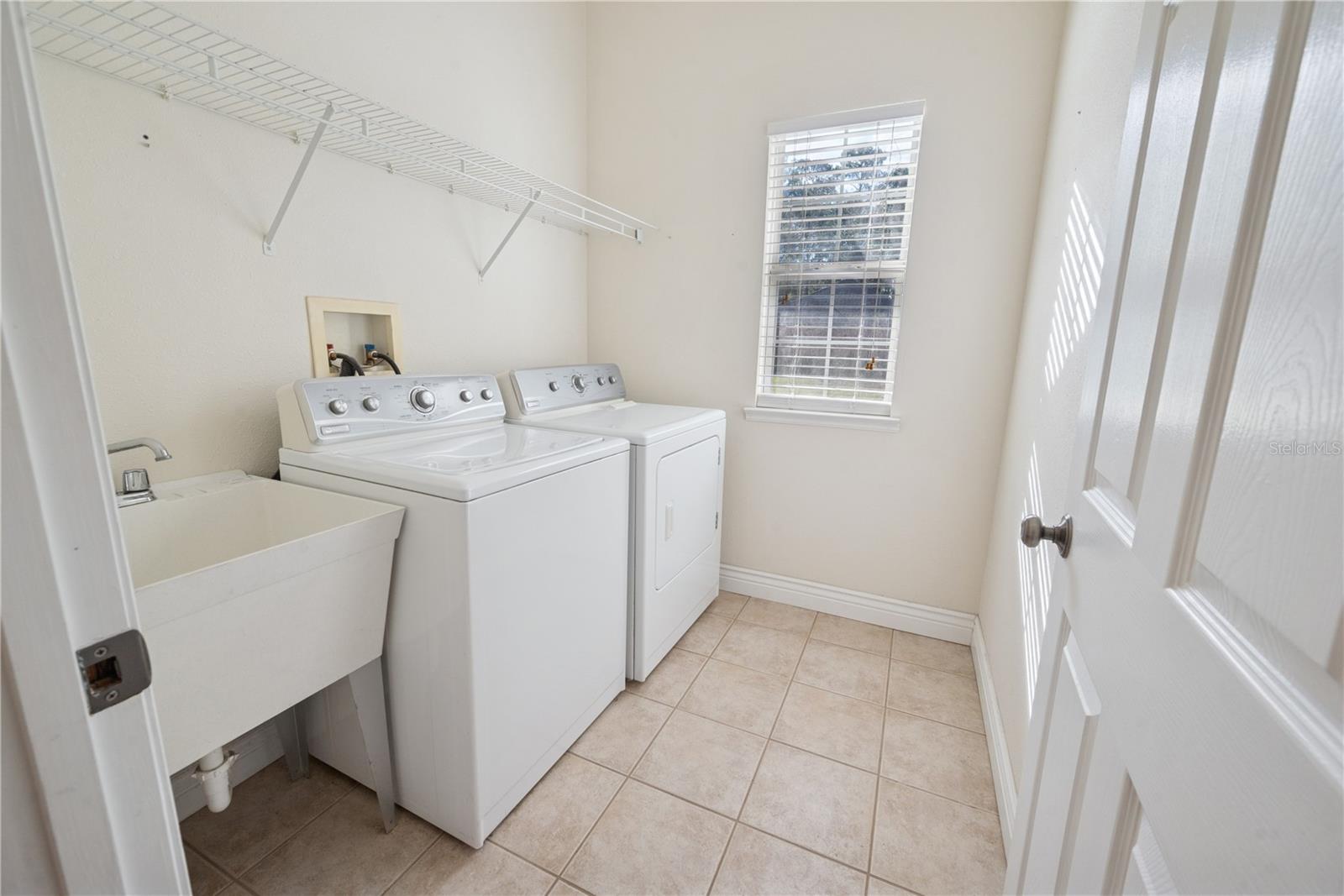 Image 64 of 87 For 15989 15 Place