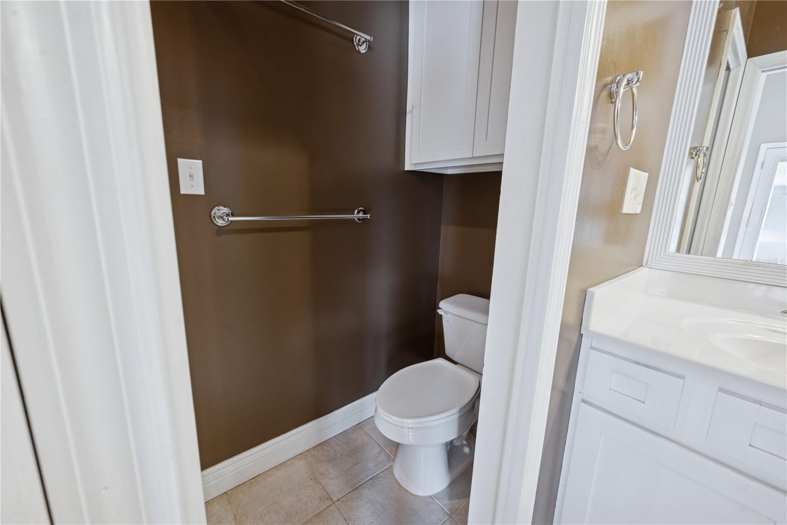 Image 86 of 87 For 15989 15 Place