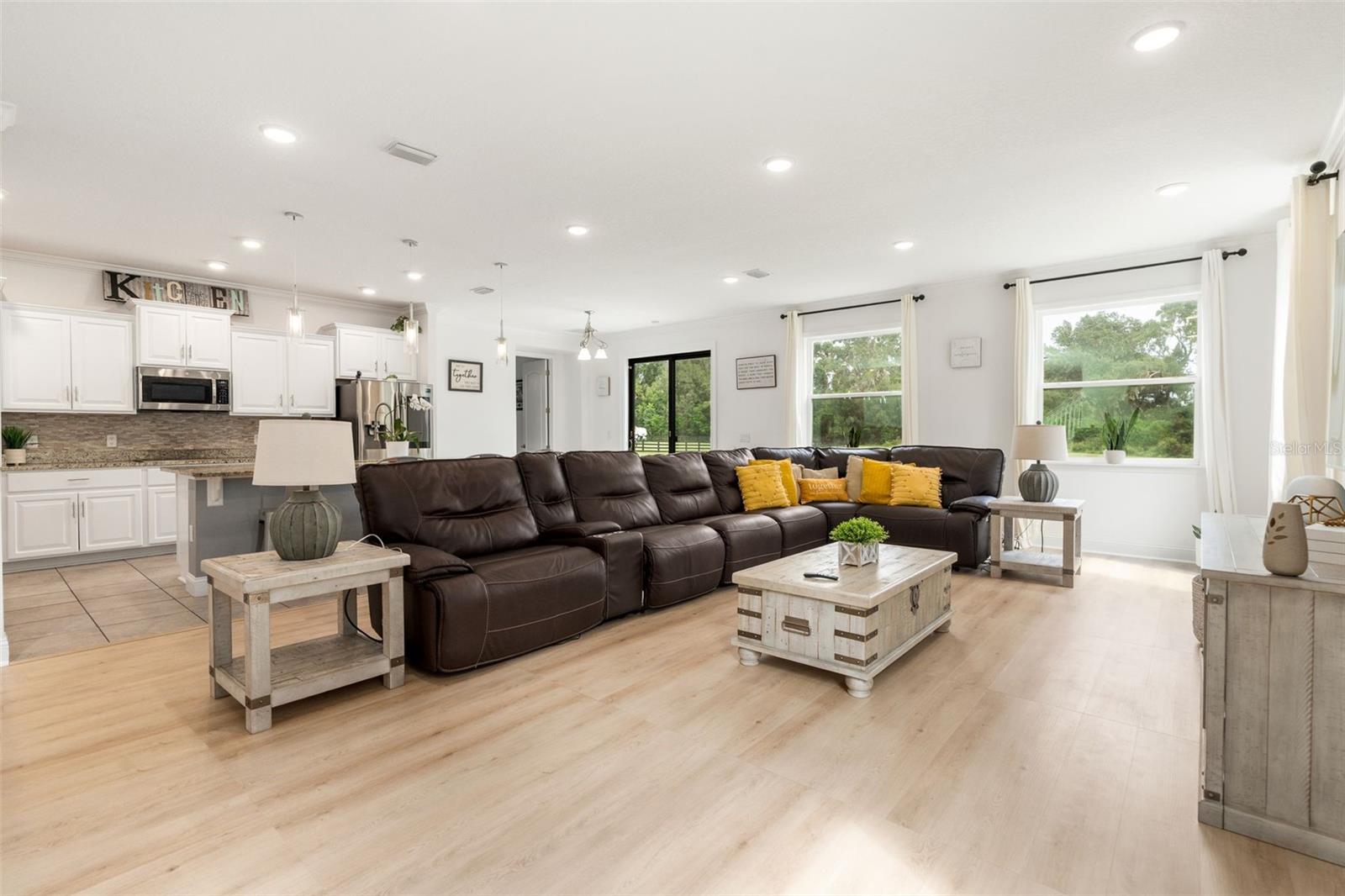 Image 17 of 53 For 5419 215 Terrace