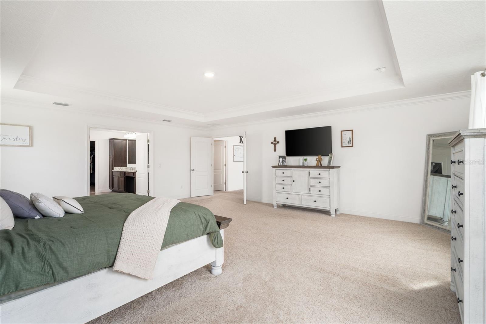 Image 42 of 53 For 5419 215 Terrace