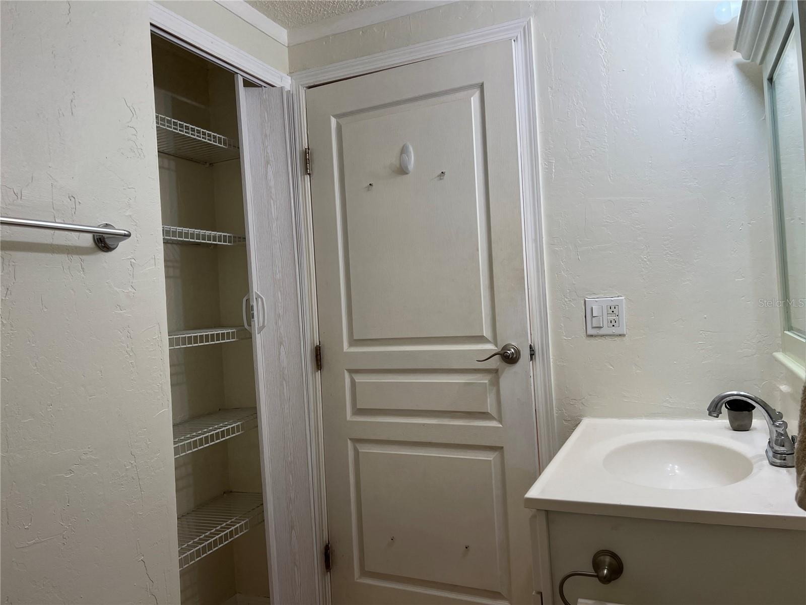 Image 16 of 20 For 2490 14th Drive 40