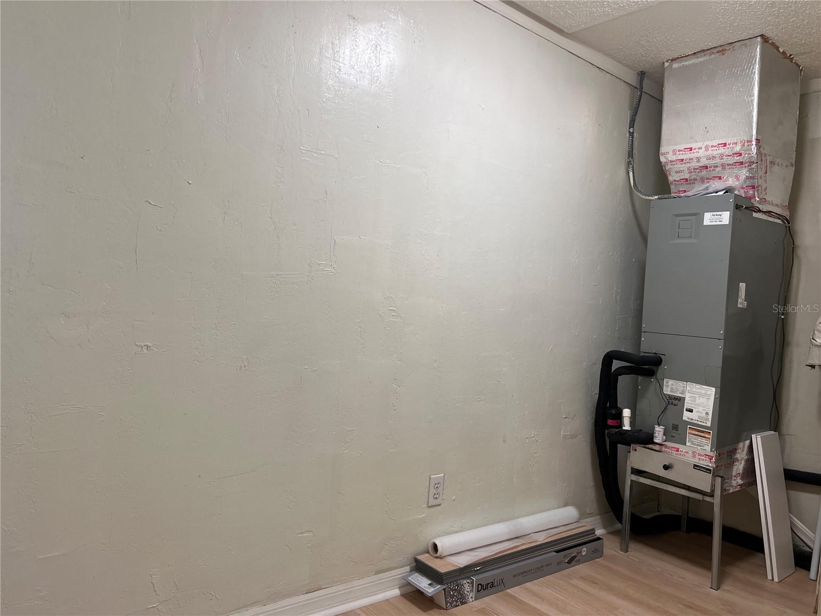 Image 17 of 20 For 2490 14th Drive 40