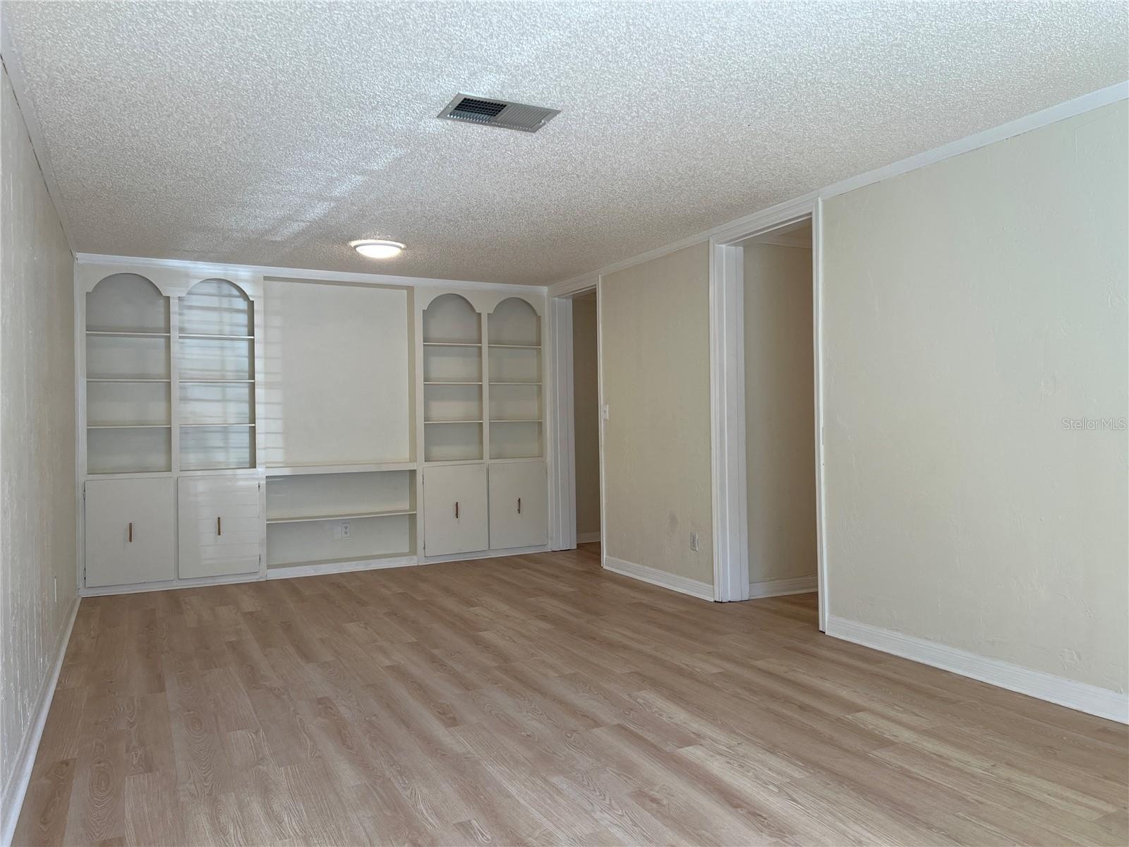 Image 3 of 20 For 2490 14th Drive 40