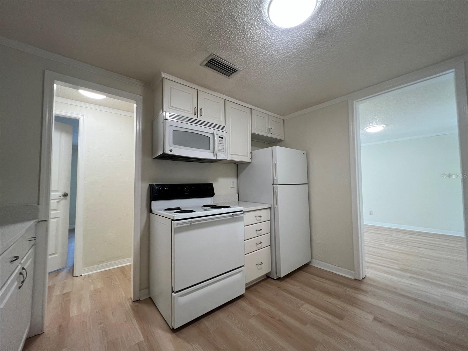 Image 8 of 20 For 2490 14th Drive 40