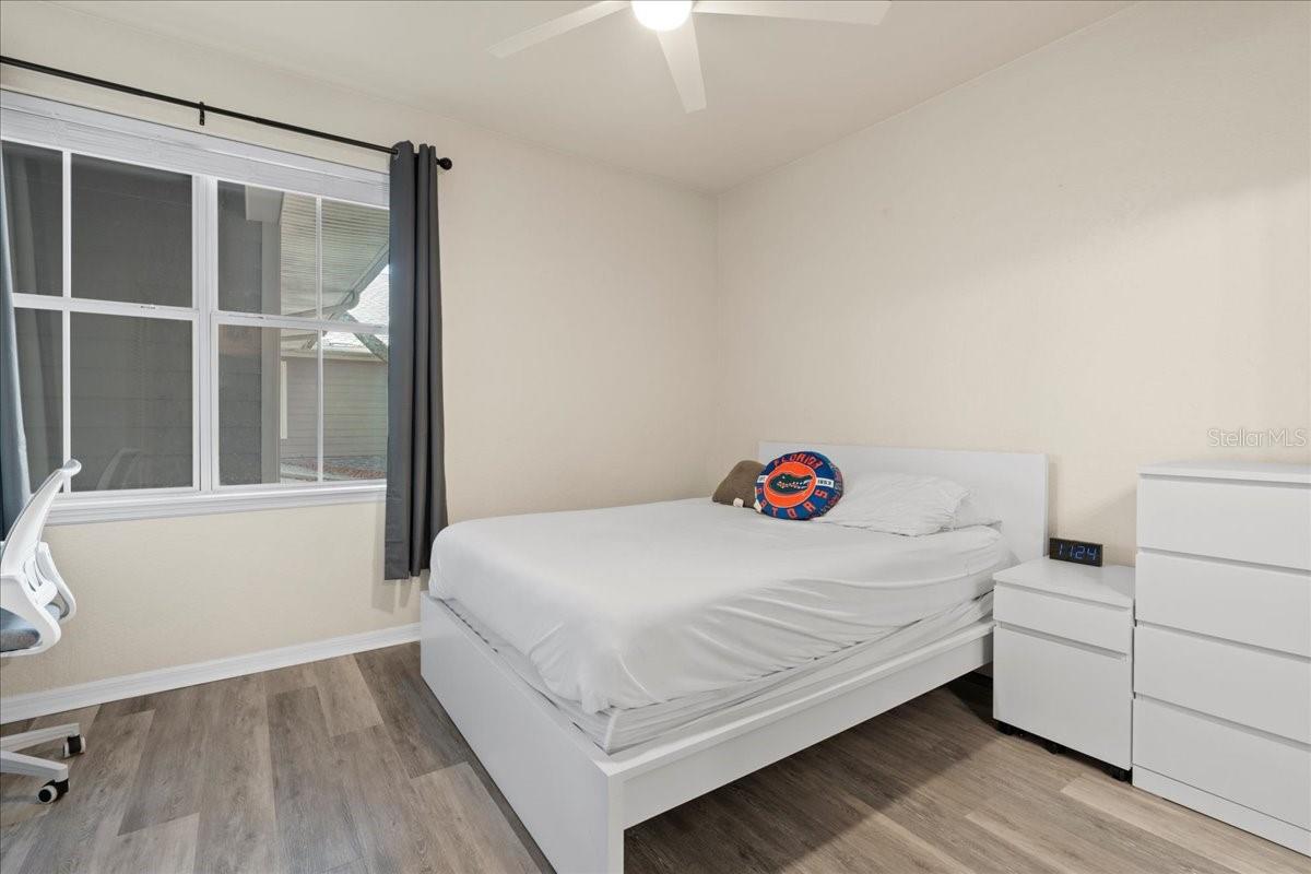 Image 29 of 42 For 621 10th Street 204