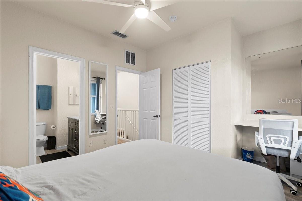 Image 31 of 42 For 621 10th Street 204