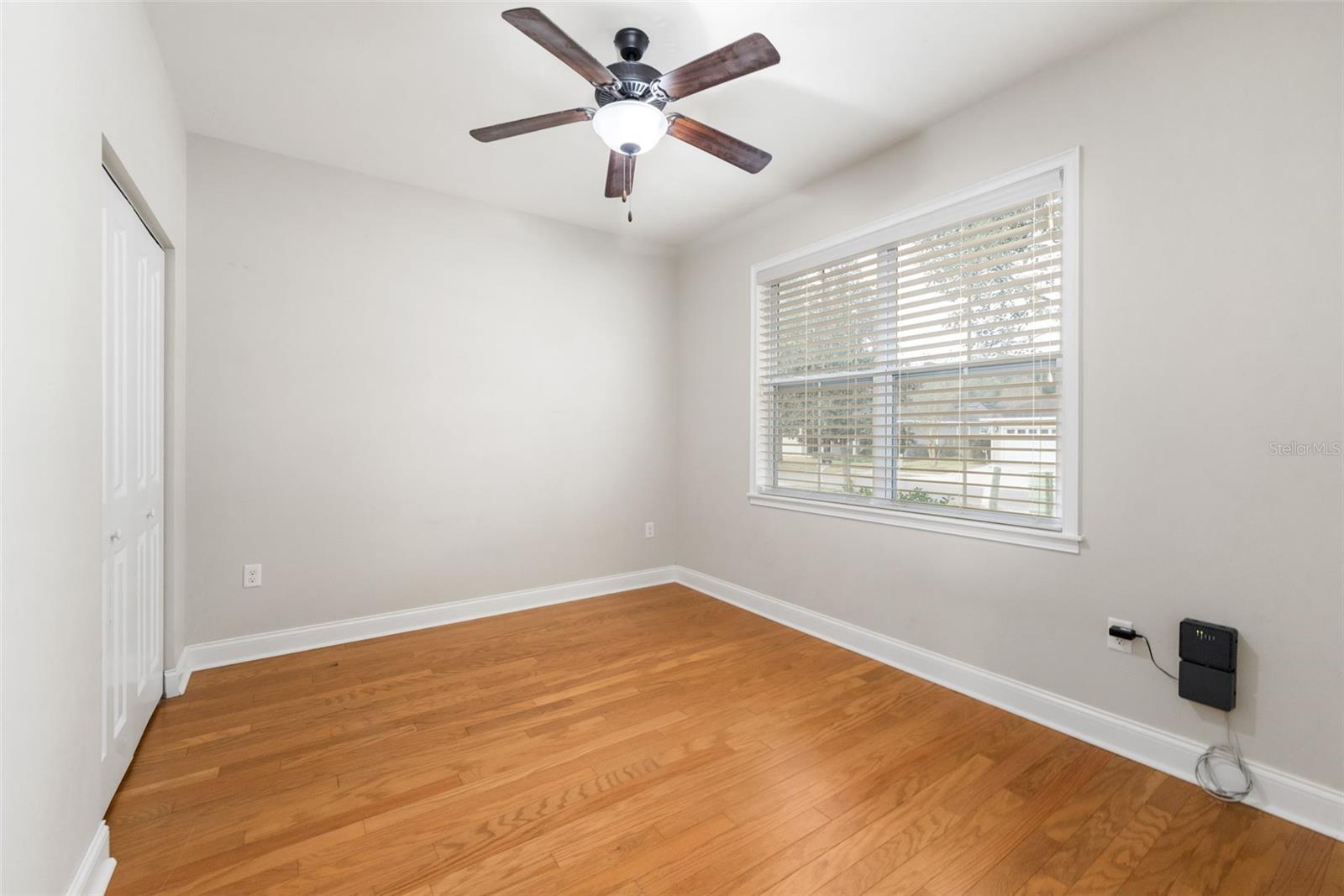 Image 22 of 32 For 16617 194th Street