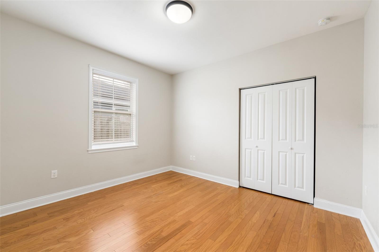 Image 28 of 32 For 16617 194th Street