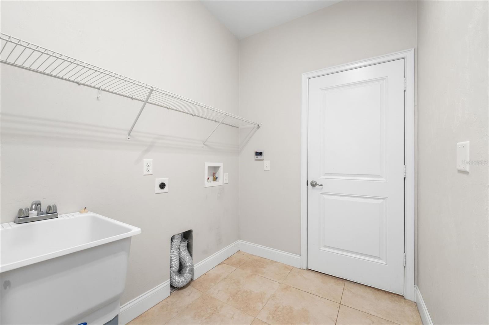 Image 29 of 32 For 16617 194th Street