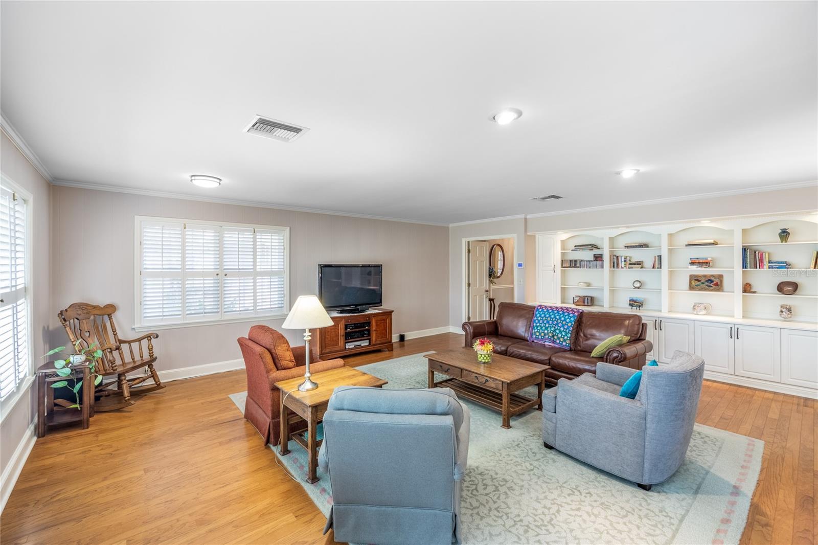 Image 5 of 54 For 5808 35th Way