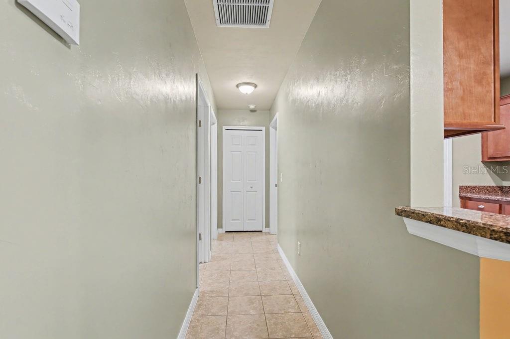 Image 20 of 32 For 15705 136 Terrace