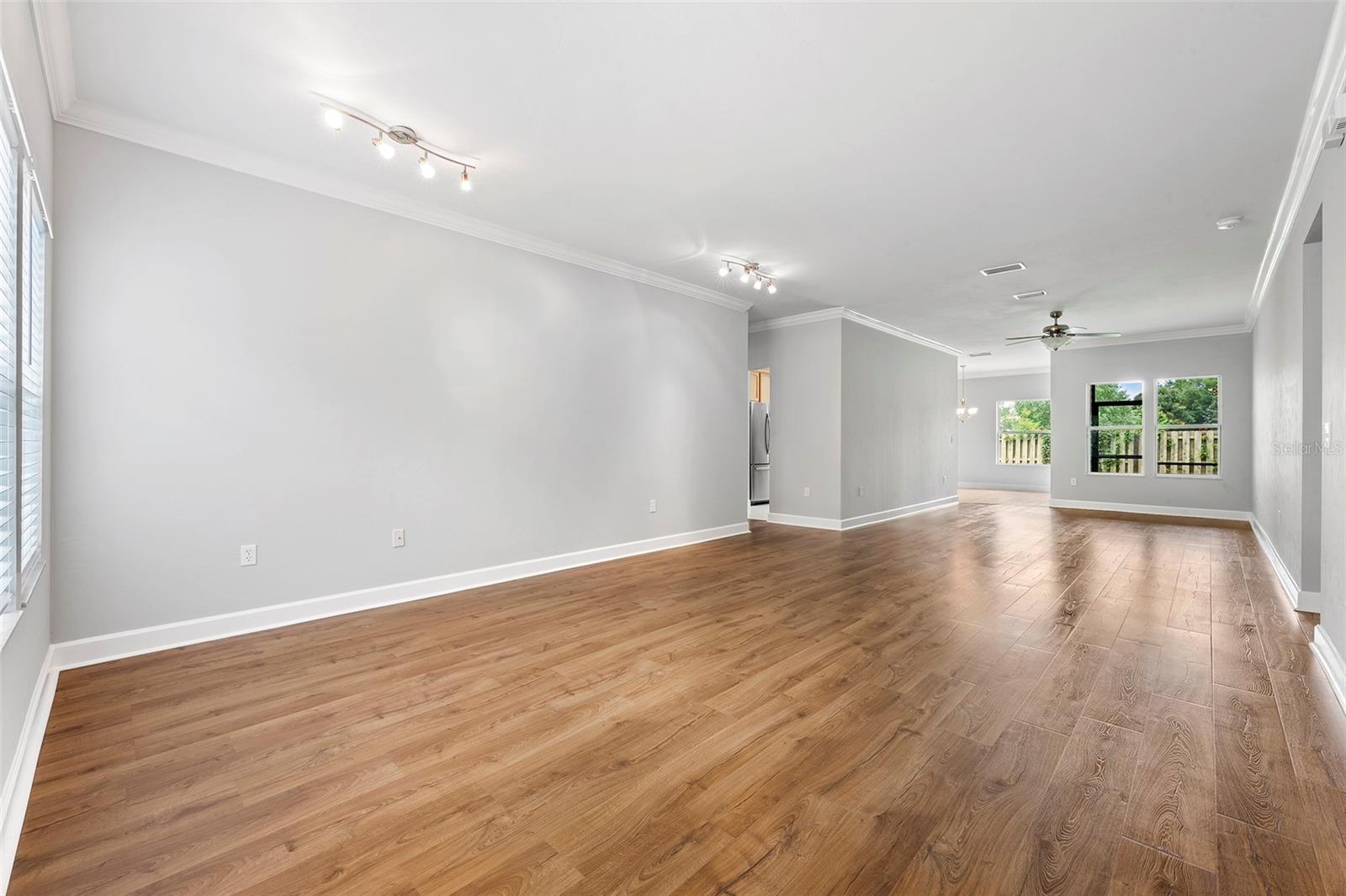 Image 4 of 42 For 8376 80th Place