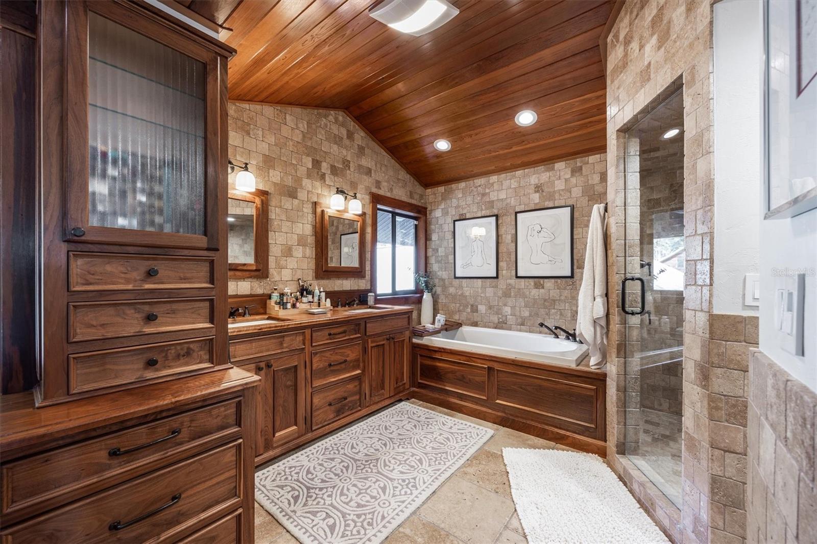 Image 15 of 100 For 12603 204 Terrace