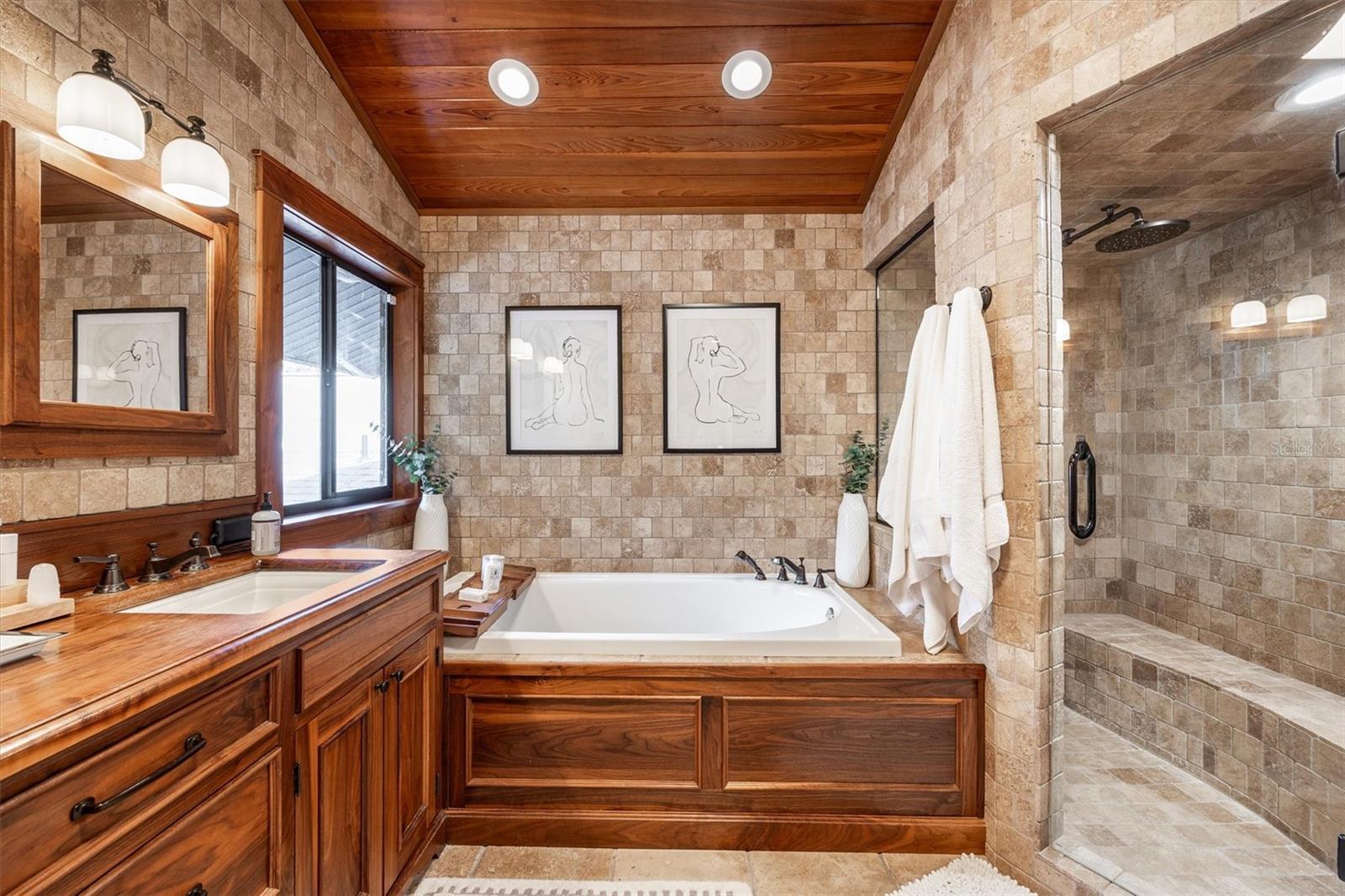 Image 17 of 100 For 12603 204 Terrace