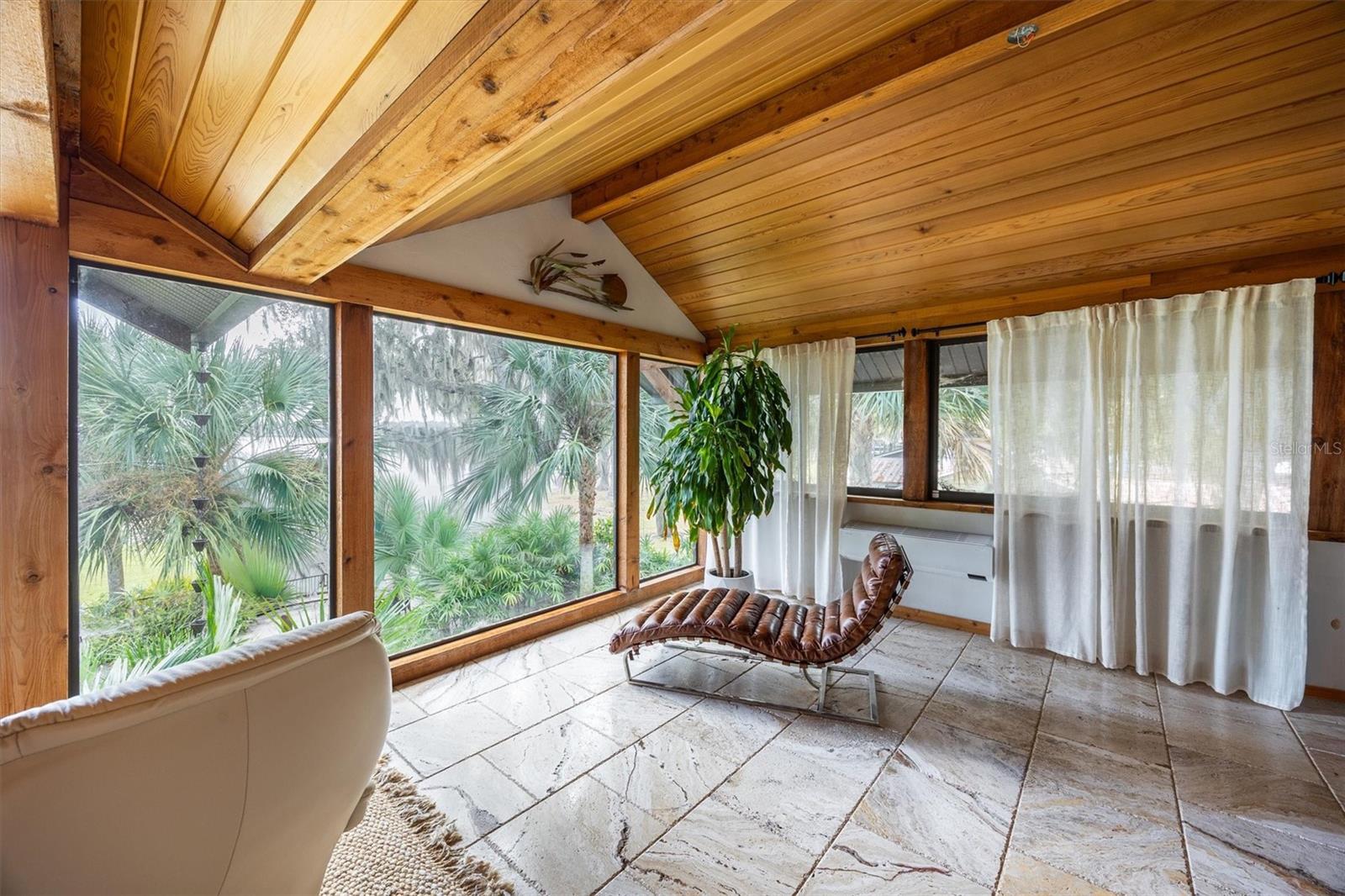 Image 24 of 100 For 12603 204 Terrace