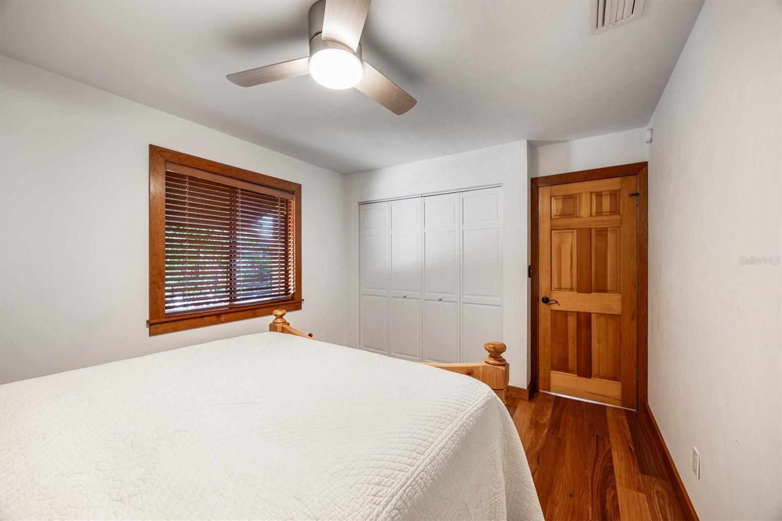 Image 34 of 100 For 12603 204 Terrace