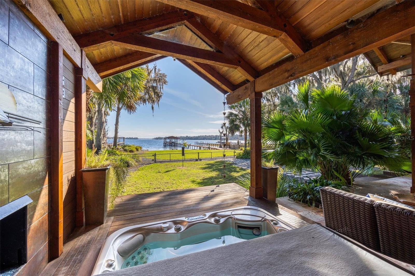 Image 42 of 100 For 12603 204 Terrace