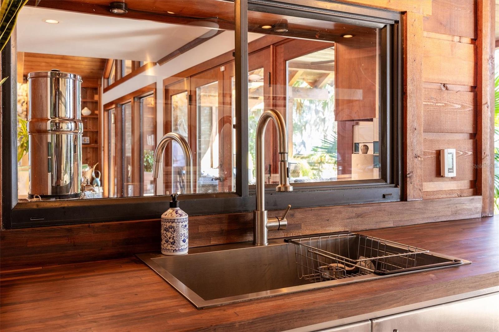 Image 53 of 100 For 12603 204 Terrace