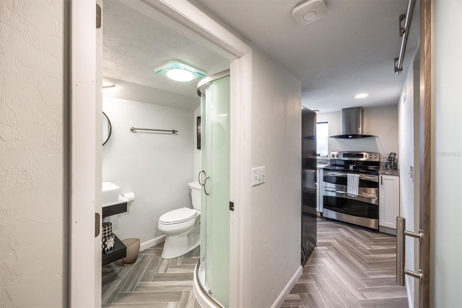 Image 62 of 100 For 12603 204 Terrace