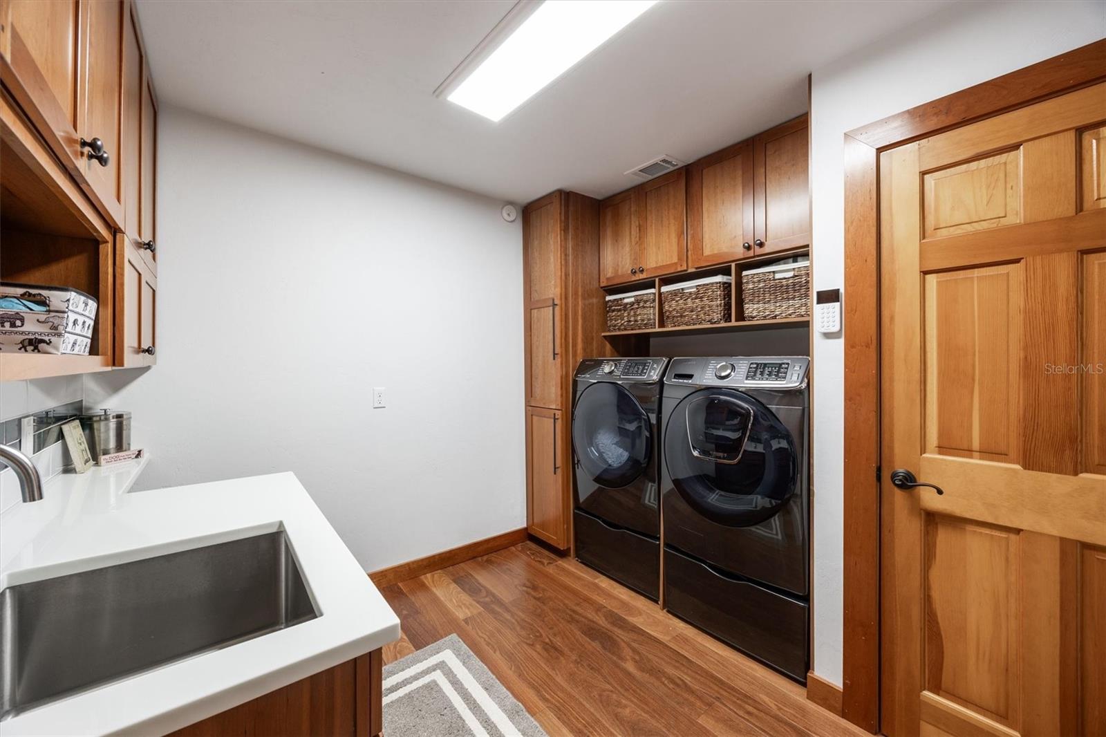 Image 82 of 100 For 12603 204 Terrace