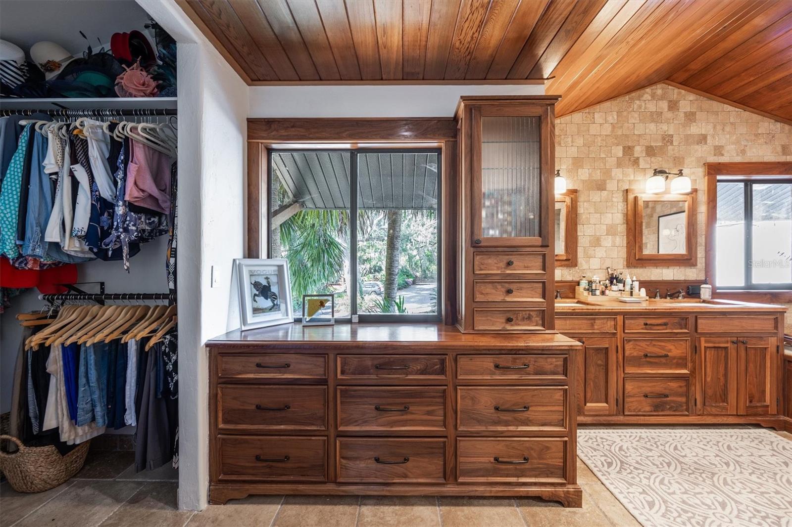 Image 99 of 100 For 12603 204 Terrace