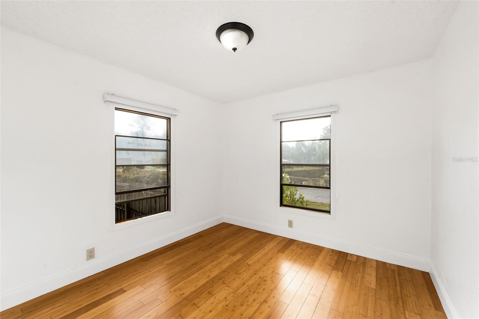 Image 13 of 29 For 14114 154th Place