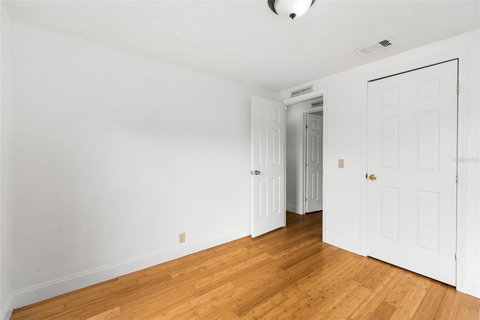 Image 14 of 29 For 14114 154th Place