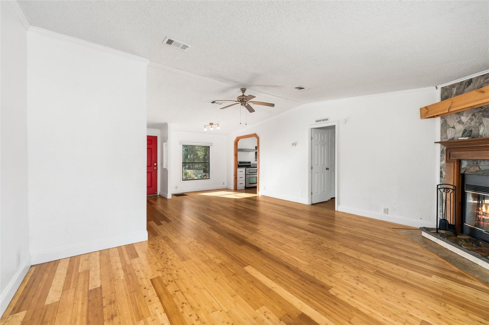 Image 4 of 29 For 14114 154th Place