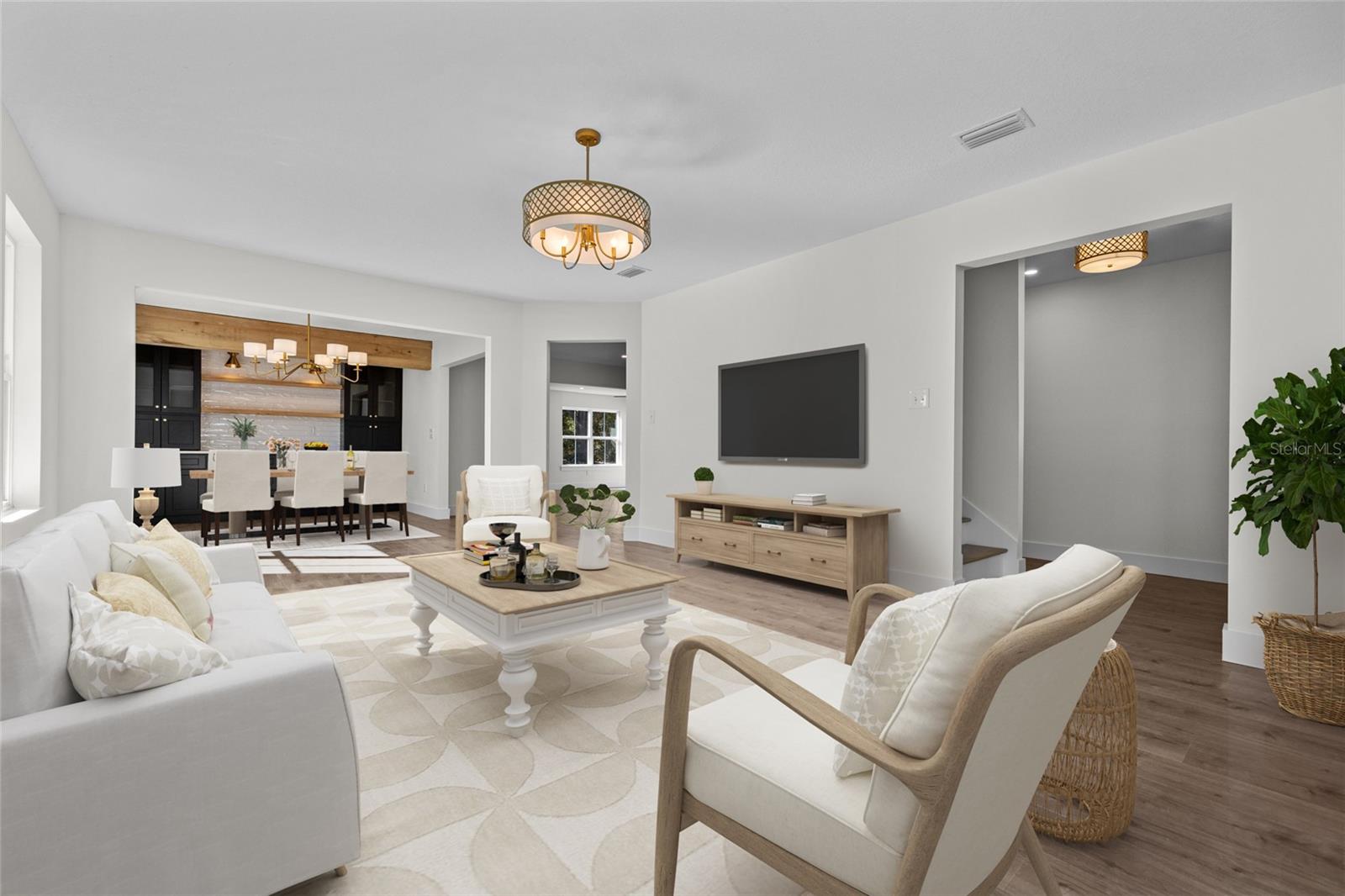 Image 13 of 43 For 378 Clubview Circle