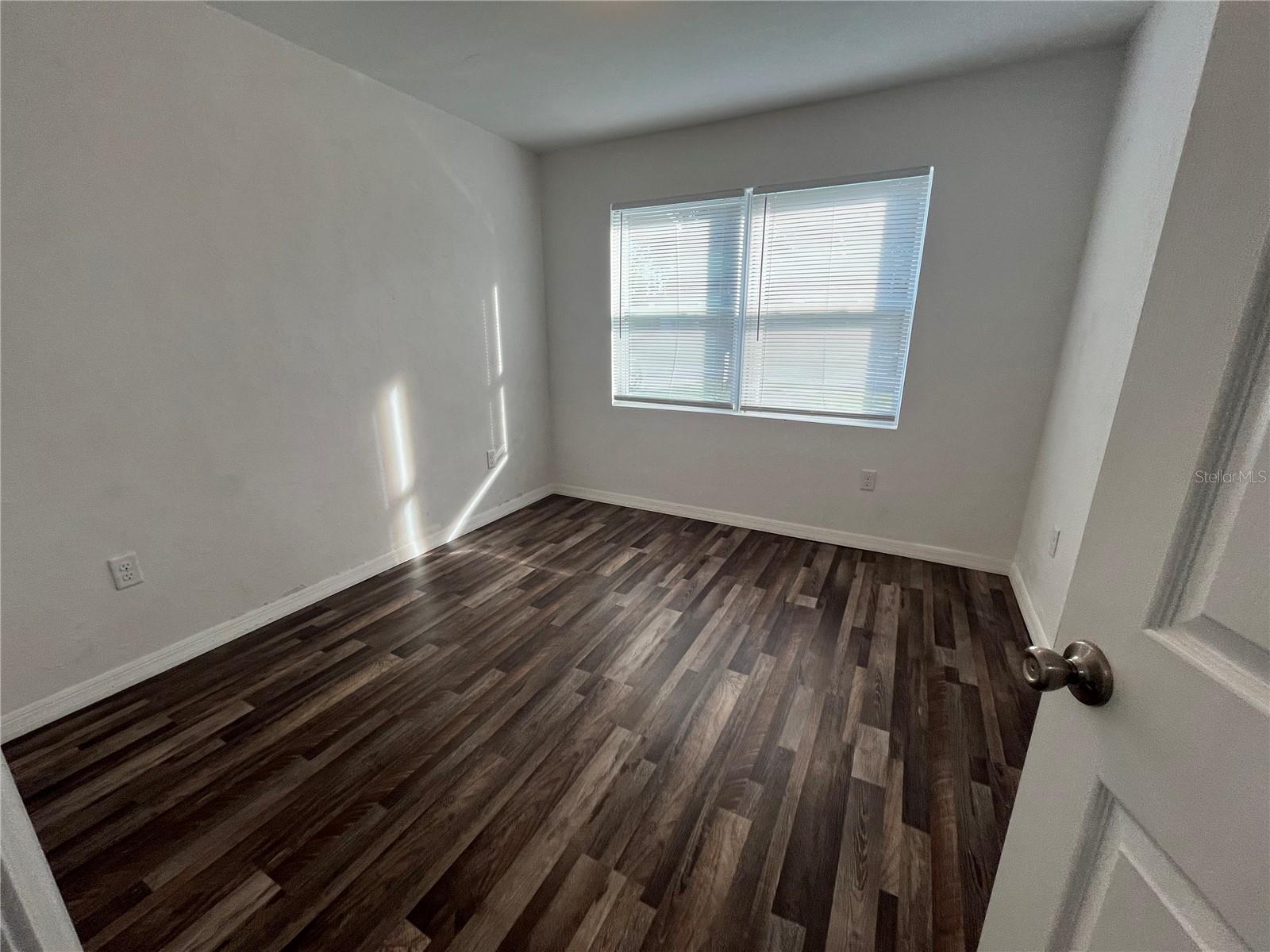 Image 4 of 10 For 1222 10th Street