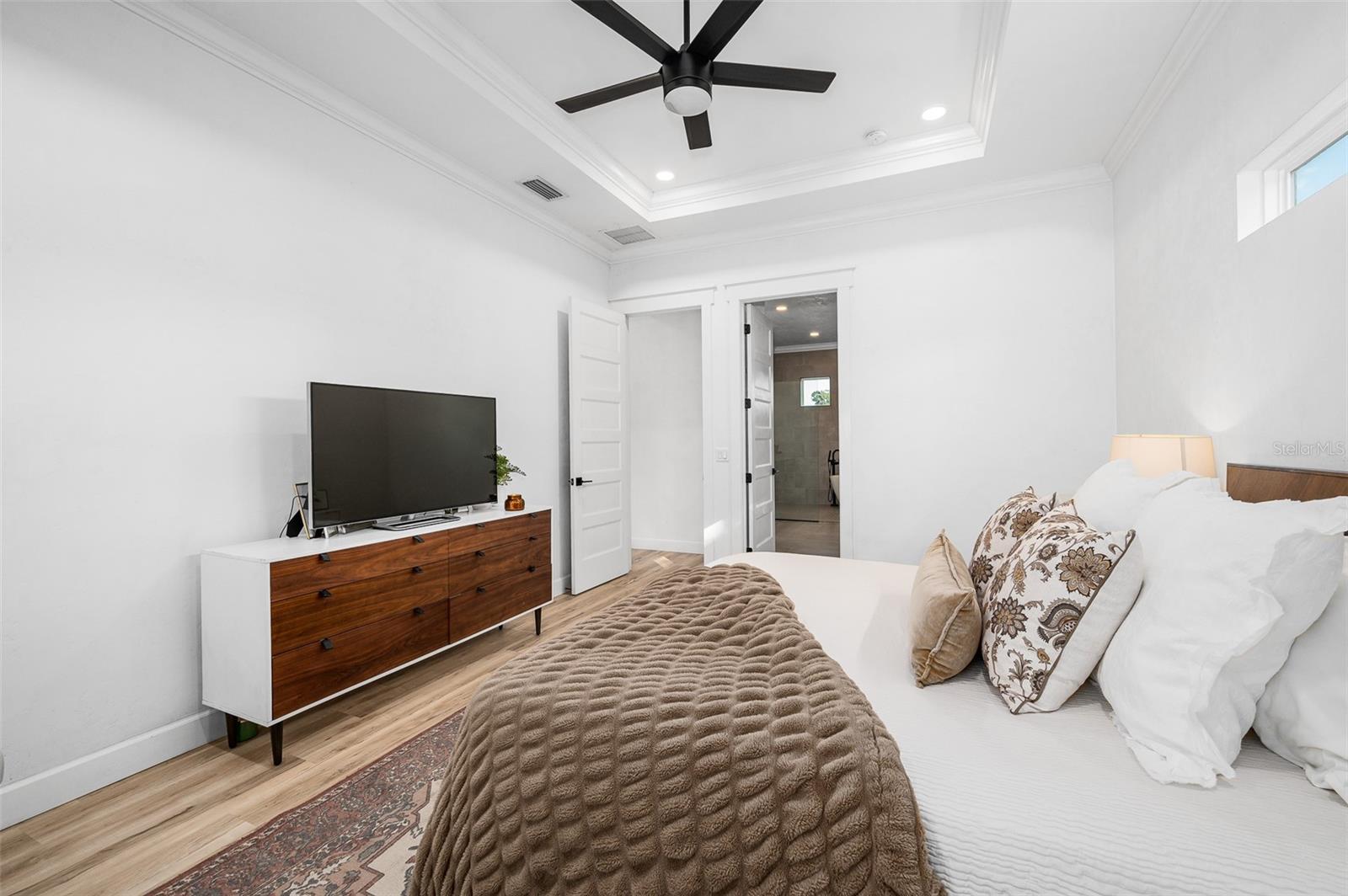 Image 22 of 43 For 1068 120th Drive