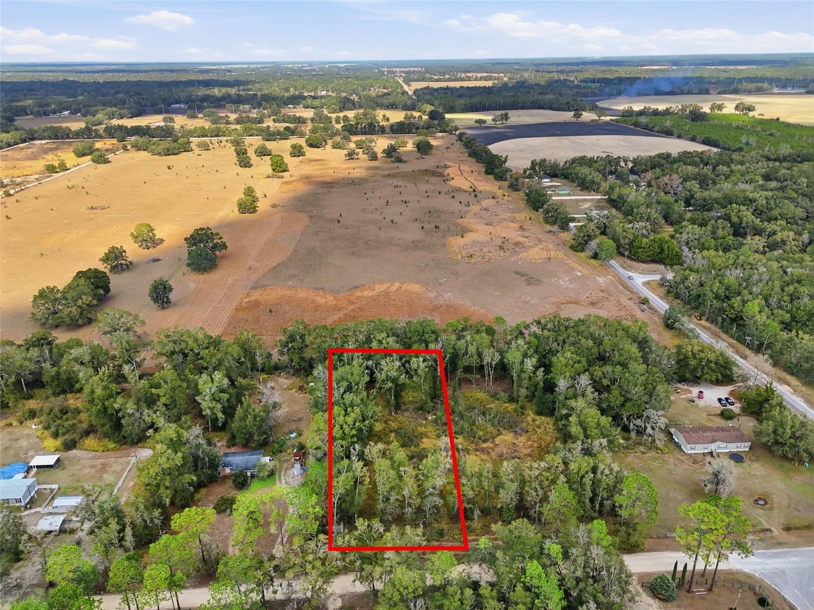 Image 2 of 6 For 00 80th Place