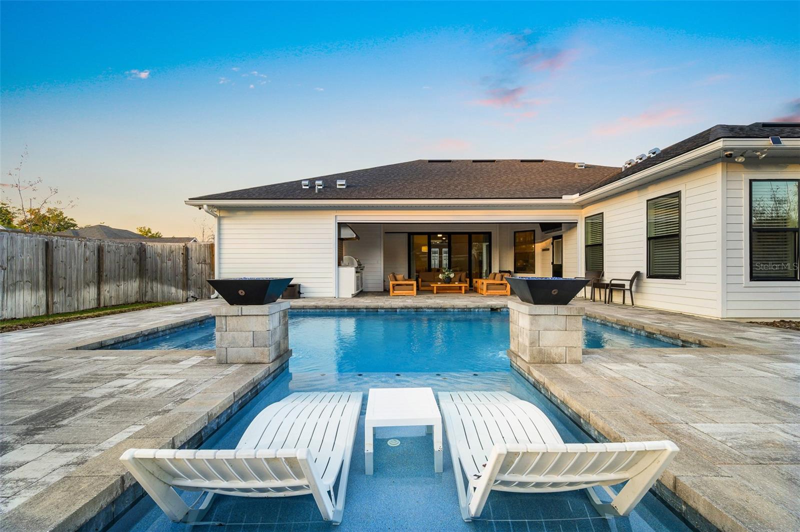 Image 15 of 51 For 12059 12th Lane