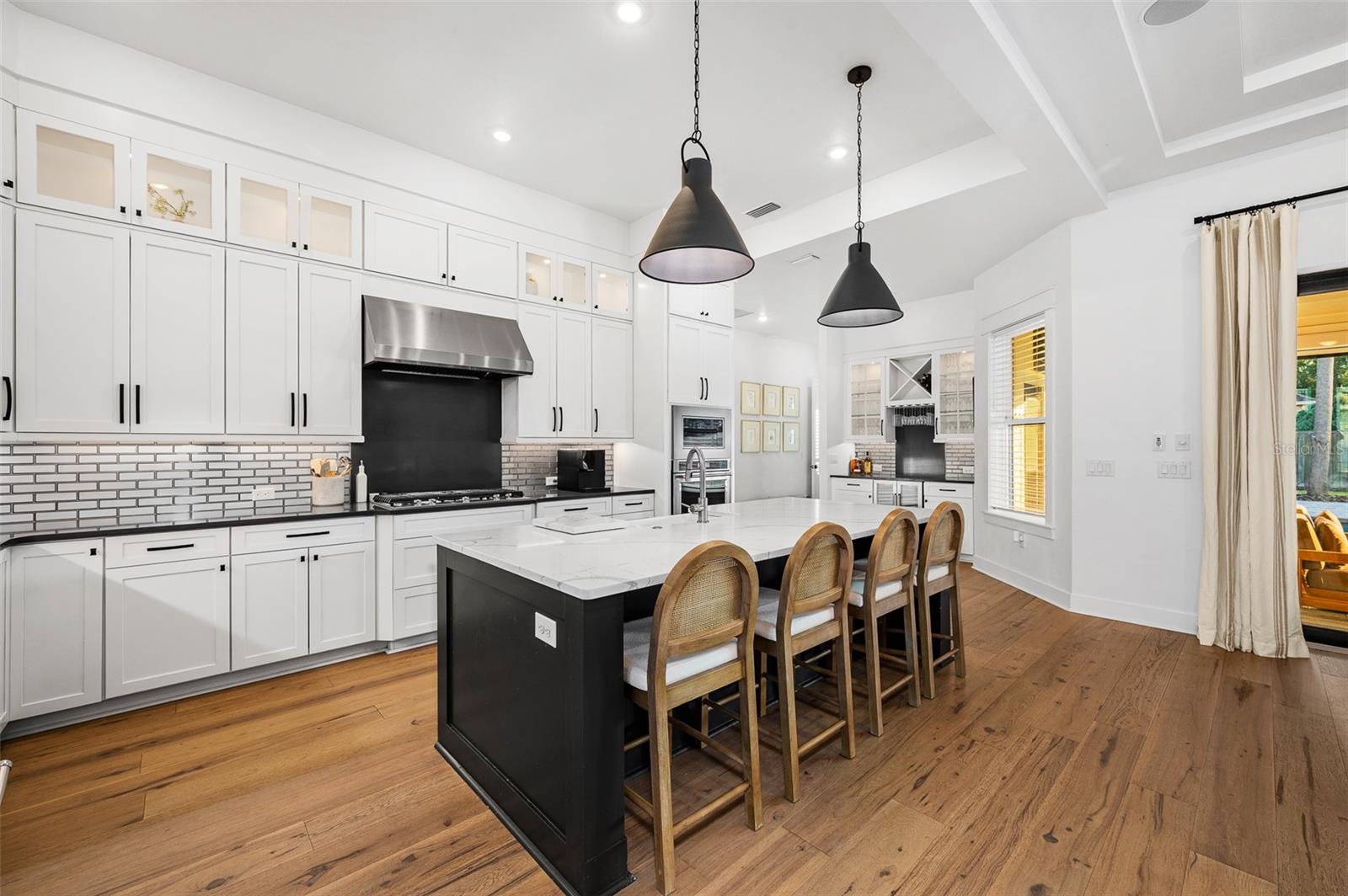 Image 22 of 51 For 12059 12th Lane