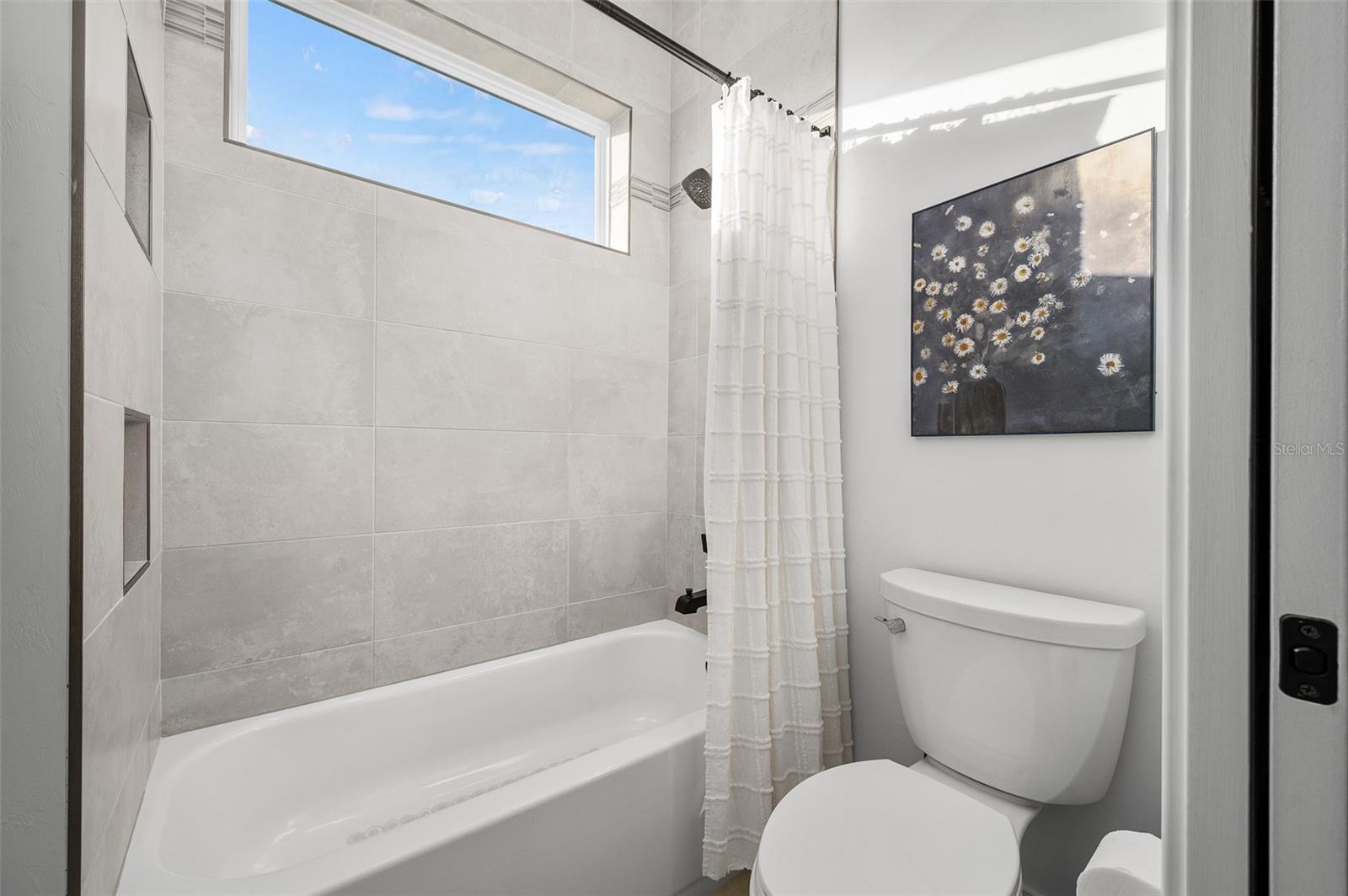 Image 42 of 51 For 12059 12th Lane