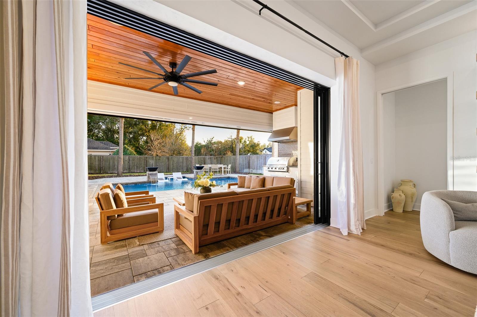 Image 8 of 51 For 12059 12th Lane