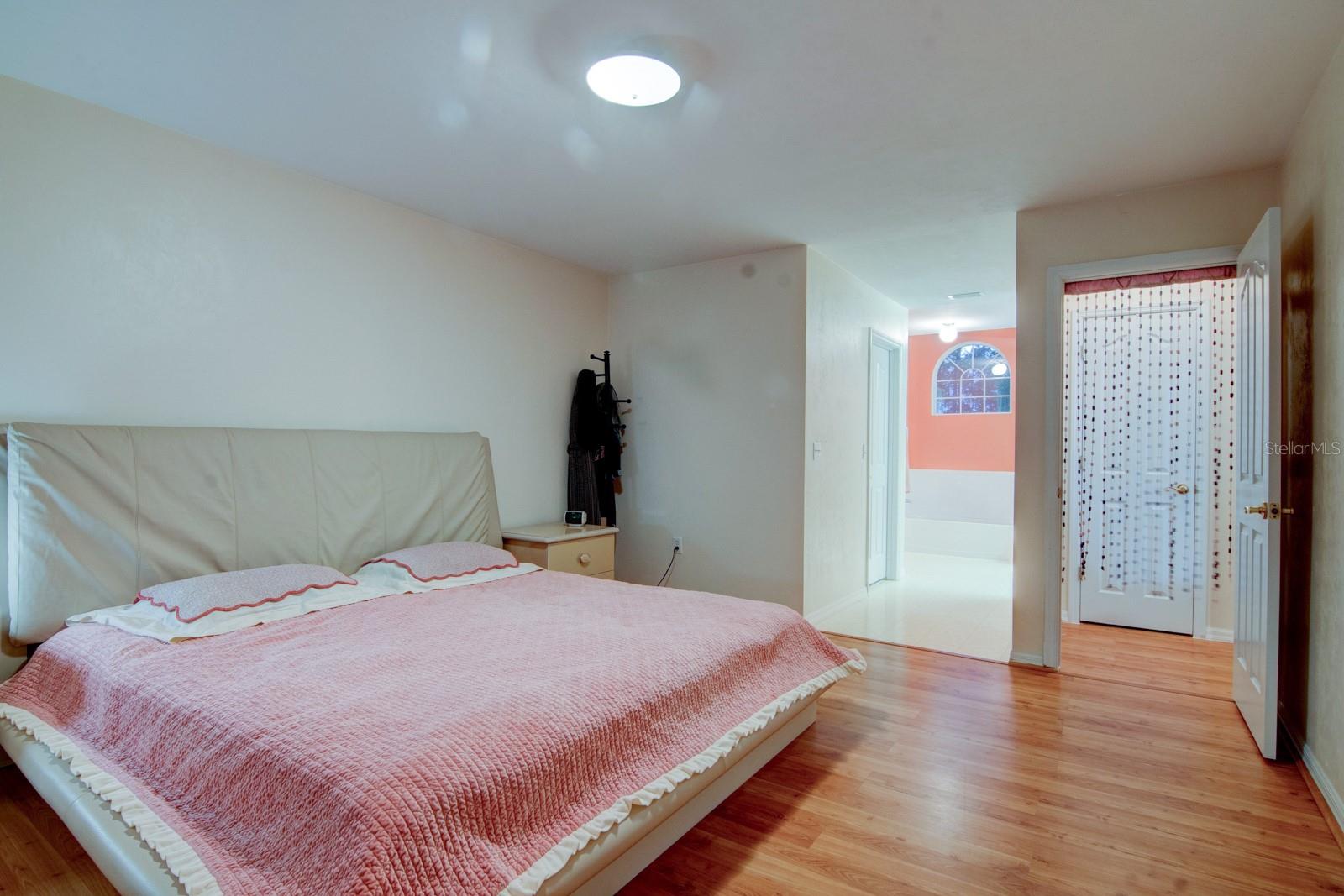 Image 19 of 28 For 10428 13th Avenue